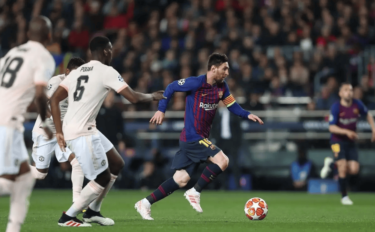 包含巴黎圣日耳曼错失单刀球，梅西门将神勇扑救成最大功臣！的词条