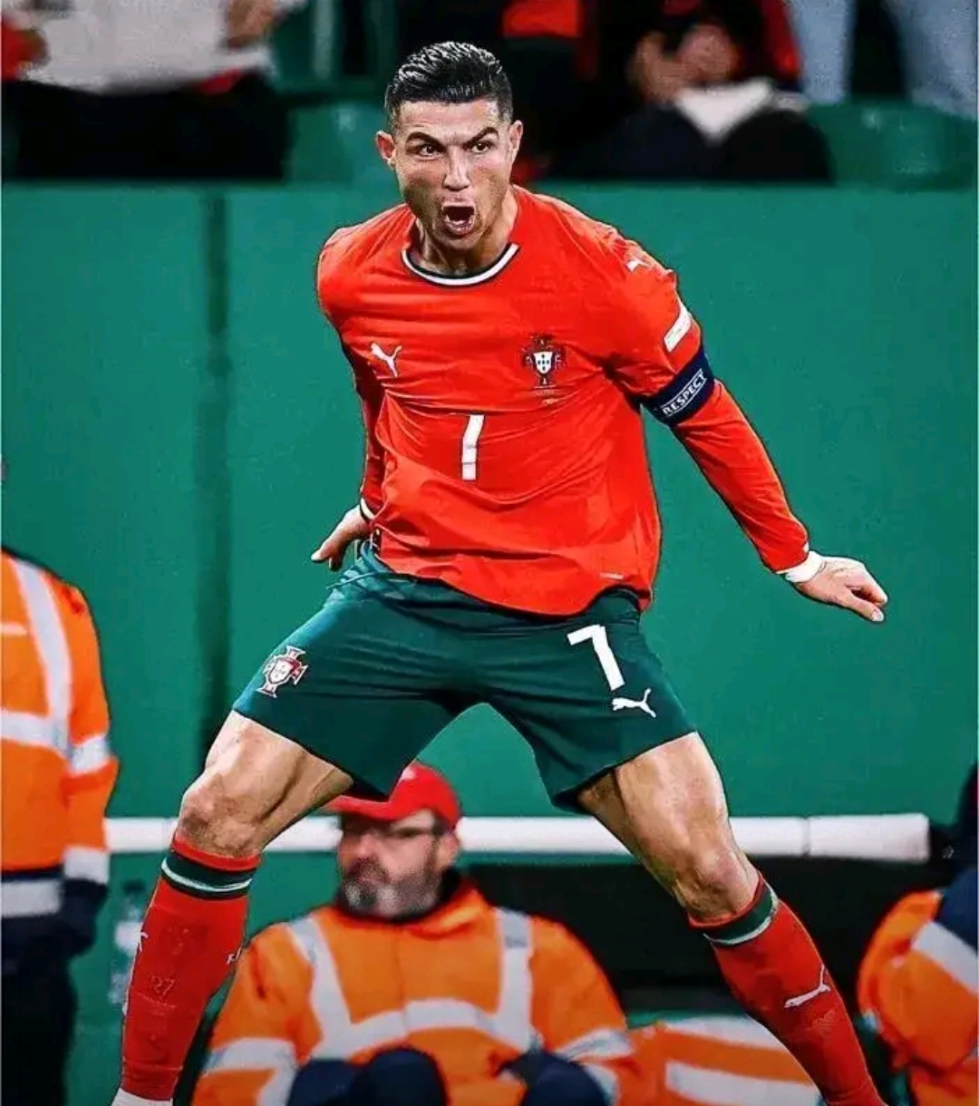 C罗在塞尔维亚队比赛中突破纪录，逆转引发热议！的简单介绍